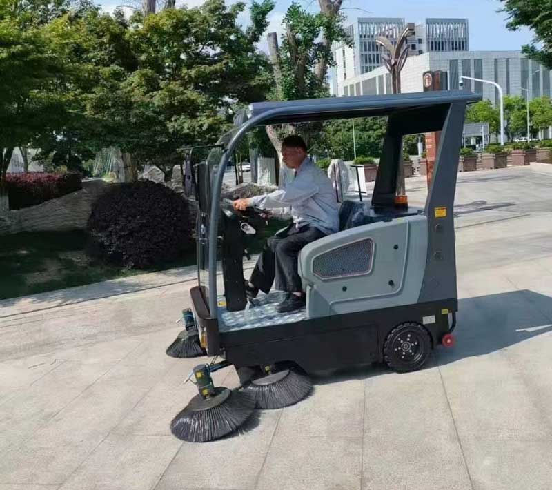 電動掃地車如何選擇